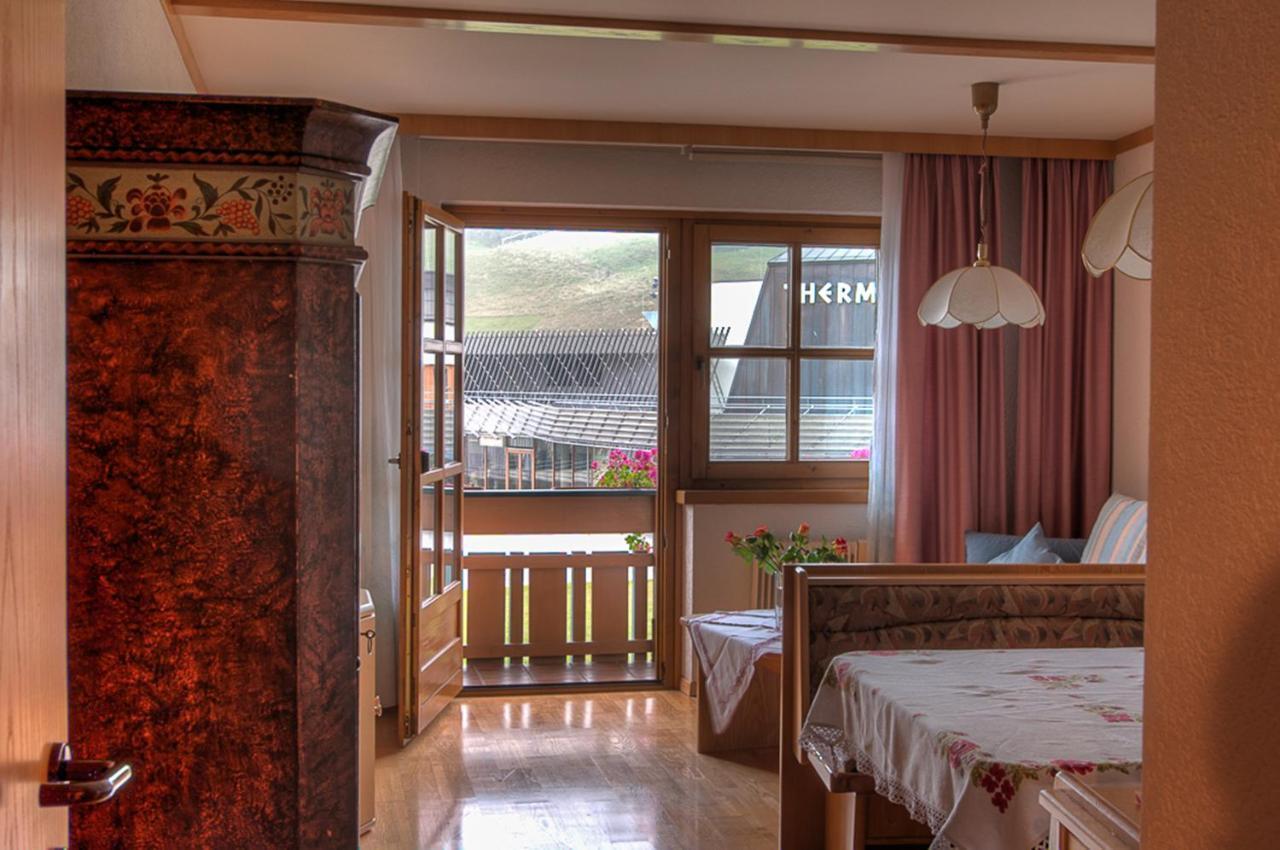 Haus Am Roemerbad Бад Клайнкирххайм Стая снимка
